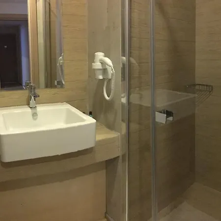 Boutique Mim-a 3*
